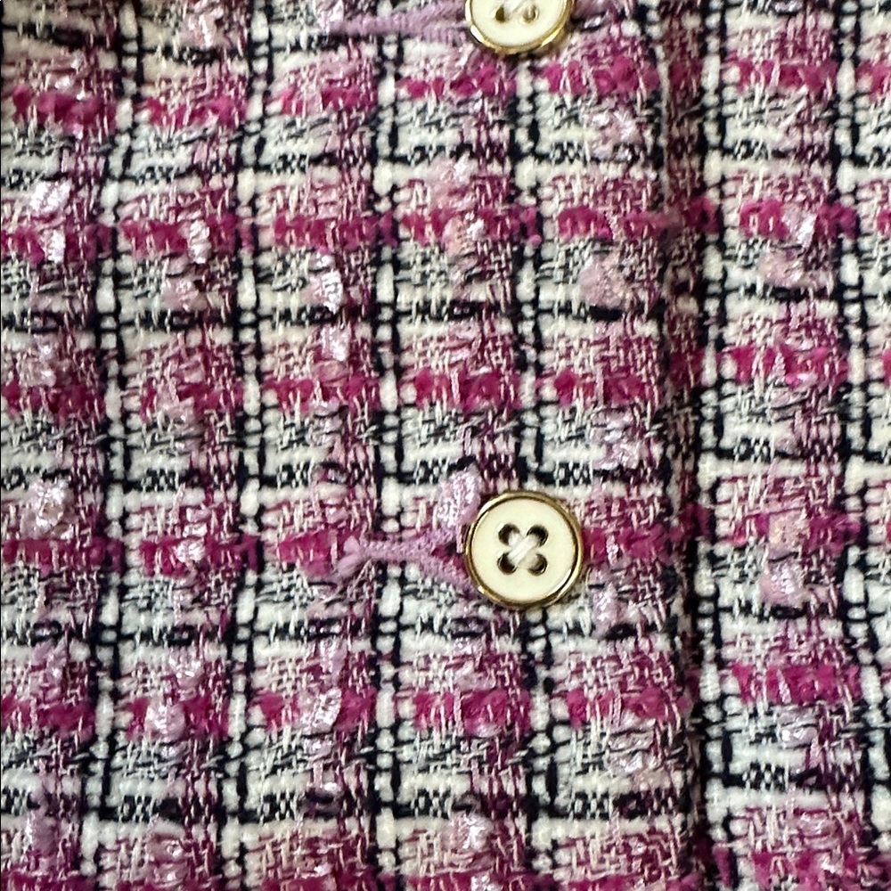 Pink and White Tweed Jacket and Shorts Set - Picture 3 of 6